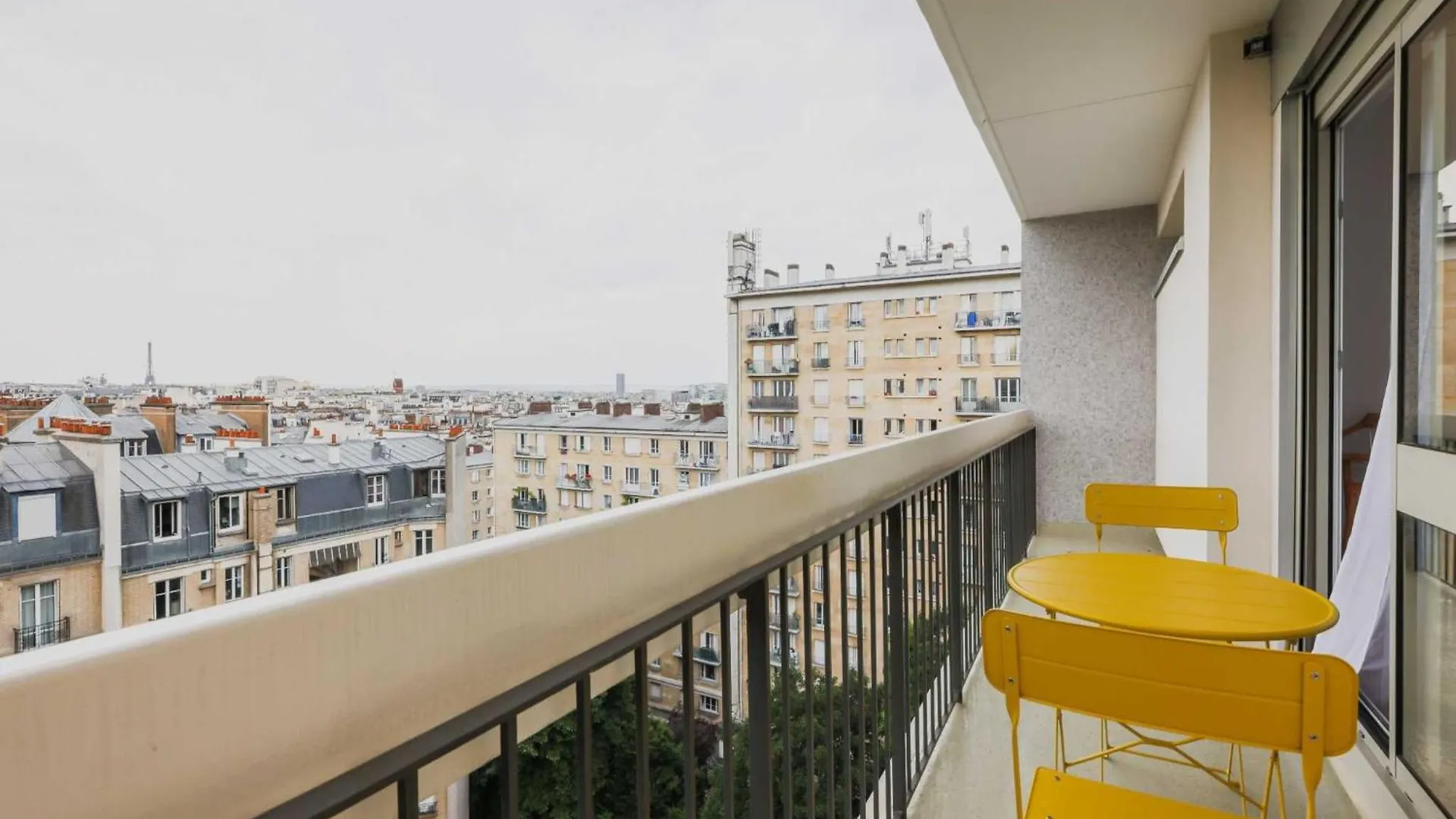 Apartment Exceptional Apt 2 Balconies - 2Bd 4P - Montmartre Paris France